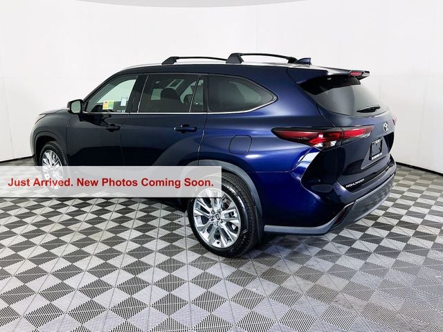 2026 Toyota Highlander Hybrid Limited