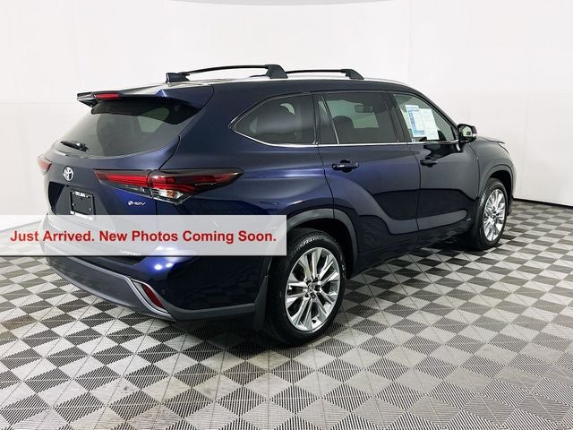 2026 Toyota Highlander Hybrid Limited