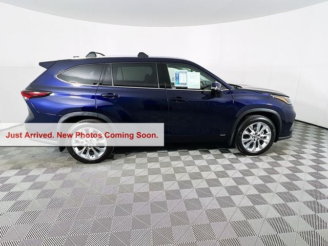 2026 Toyota Highlander Hybrid Limited