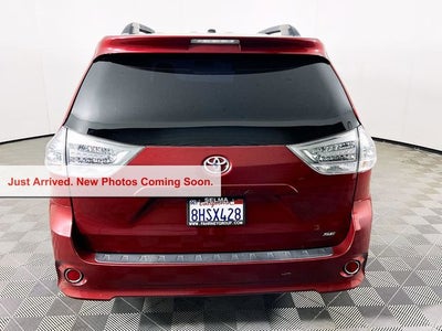 2017 Toyota Sienna SE