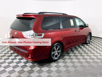 2017 Toyota Sienna SE