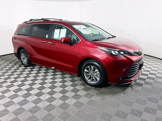 2026 Toyota Sienna XLE 7 Passenger