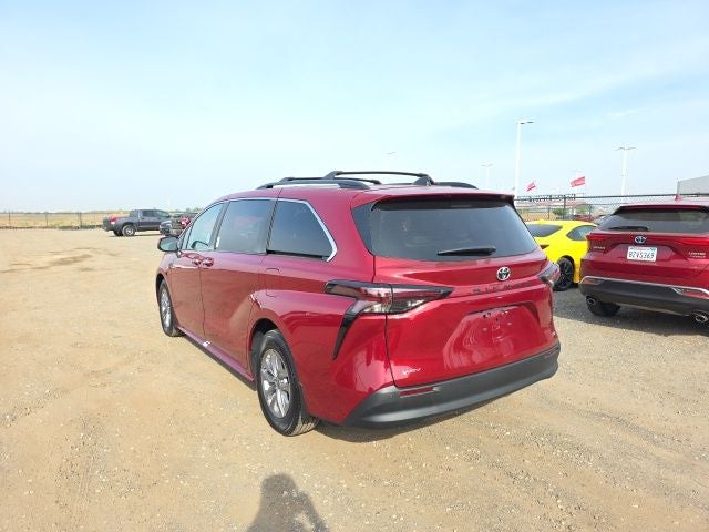 2026 Toyota Sienna XLE 7 Passenger