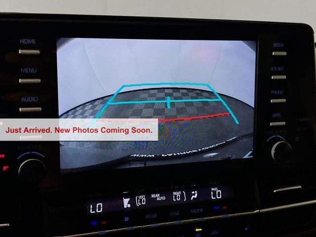 2024 Toyota Sienna XLE 8 Passenger