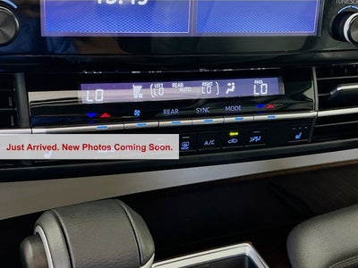 2024 Toyota Sienna XLE 8 Passenger