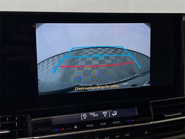 2025 Toyota Sienna XLE 8 Passenger