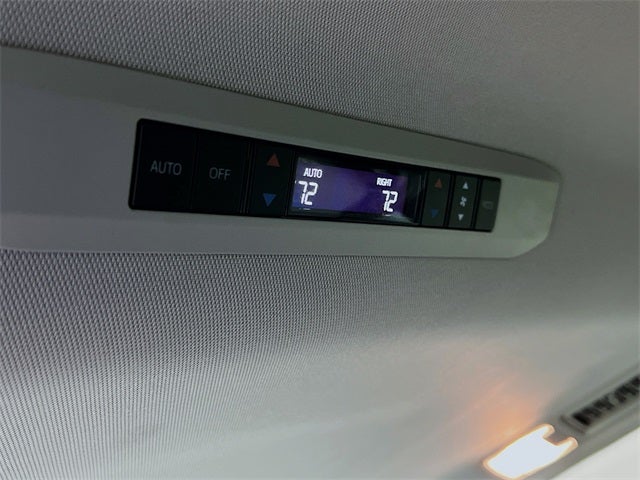 2025 Toyota Sienna XLE 8 Passenger