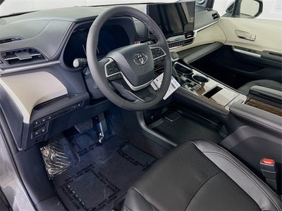 2026 Toyota Sienna Limited 7 Passenger