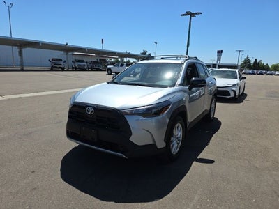 2026 Toyota Corolla Cross LE
