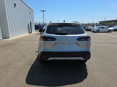 2026 Toyota Corolla Cross LE