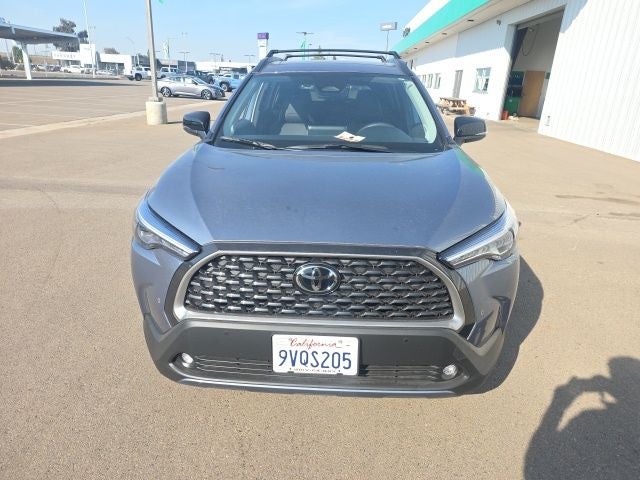 2025 Toyota Corolla Cross XLE