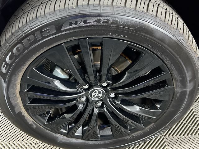 2024 Toyota Venza Nightshade