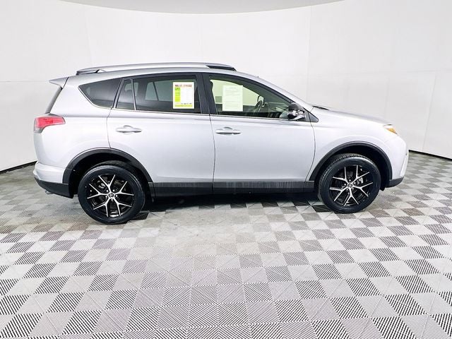 2018 Toyota RAV4 SE