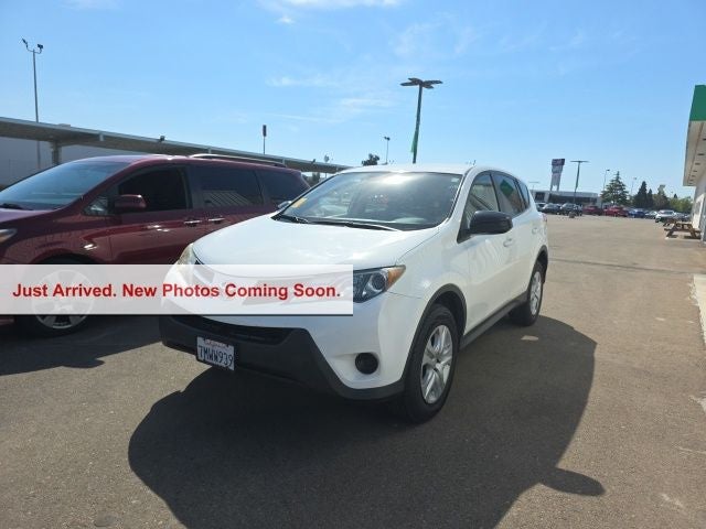 2015 Toyota RAV4 LE