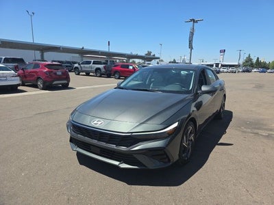 2025 Hyundai Elantra Hybrid Limited