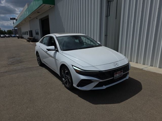 2024 Hyundai Elantra Limited
