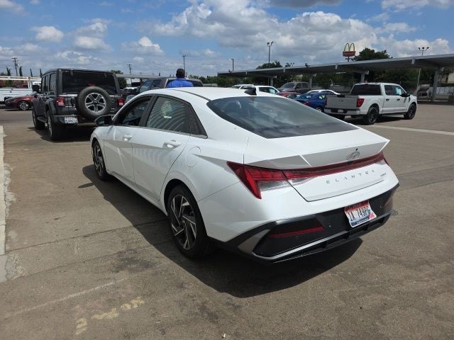 2024 Hyundai Elantra Limited