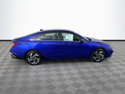 2025 Hyundai Elantra SEL Convenience