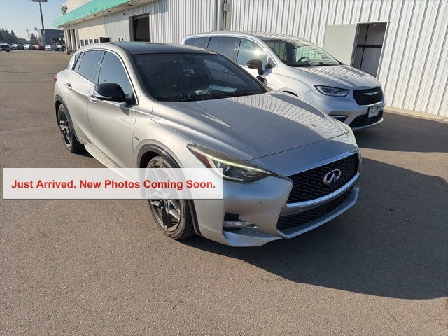 2018 INFINITI QX30 Sport