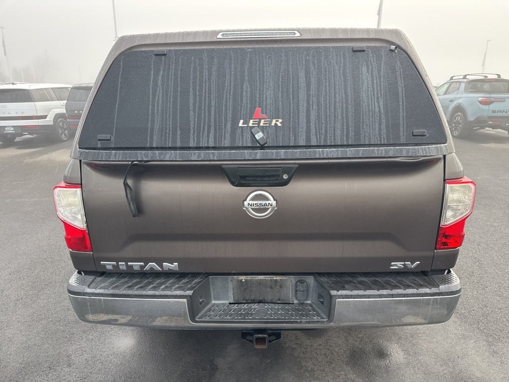 2017 Nissan Titan SV