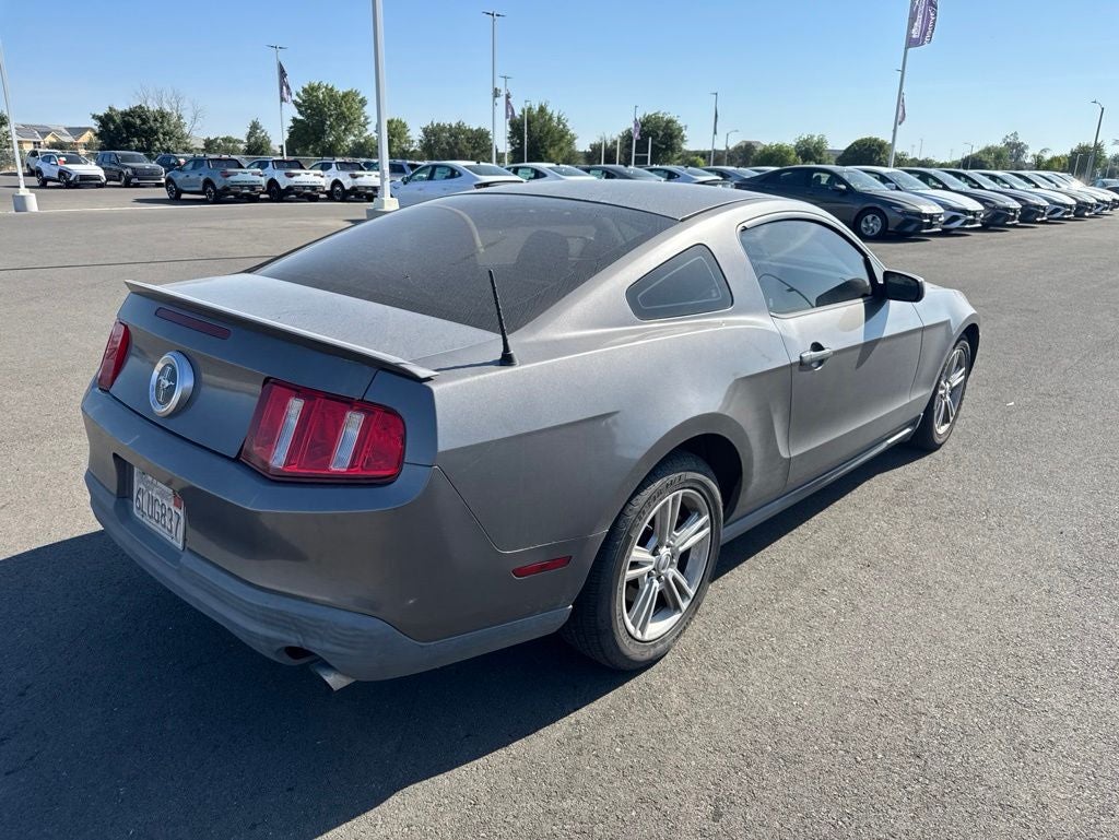 2010 Ford Mustang V6