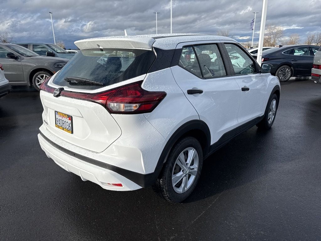2022 Nissan Kicks S