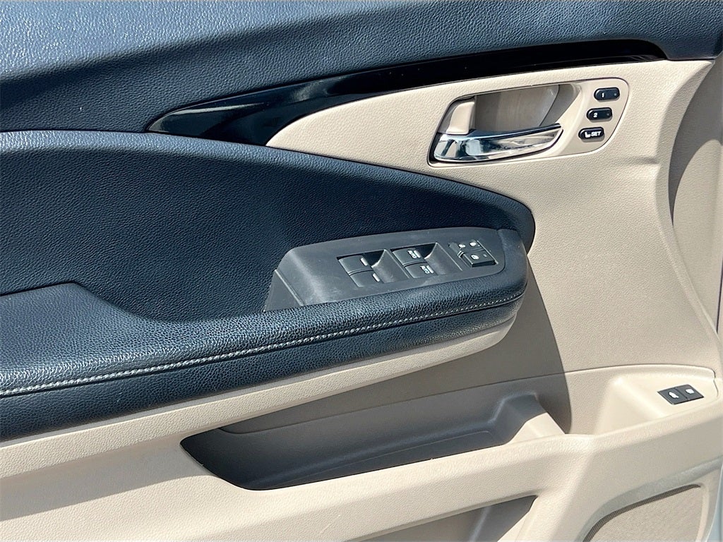 2019 Honda Pilot Touring 8 Passenger