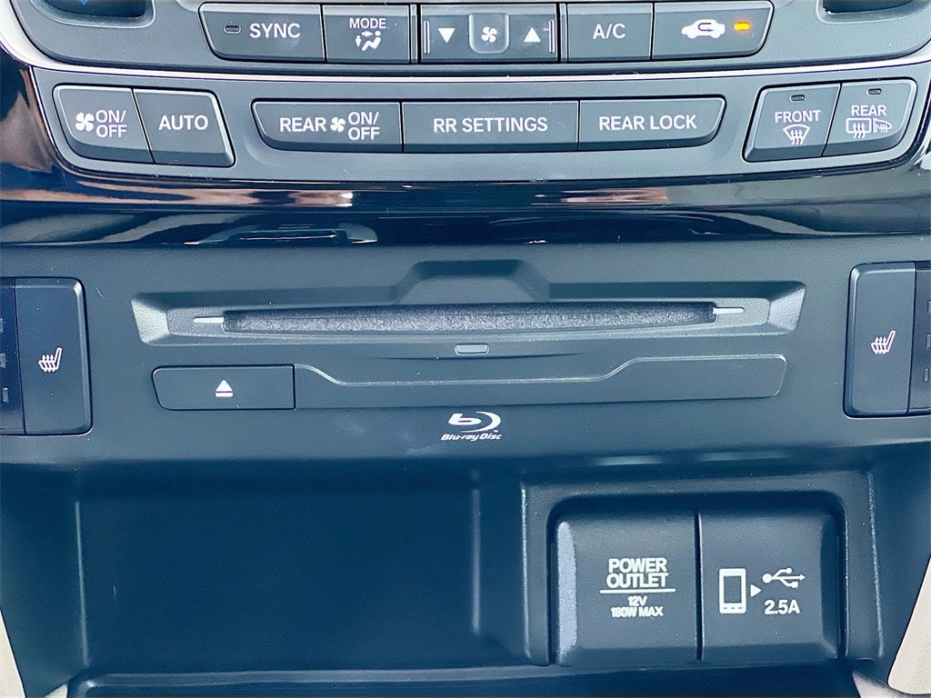 2019 Honda Pilot Touring 8 Passenger