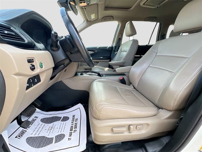 2019 Honda Pilot Touring 8 Passenger