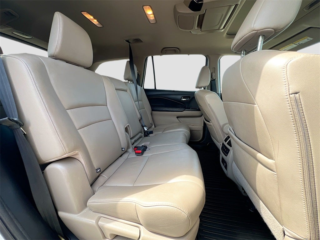 2019 Honda Pilot Touring 8 Passenger