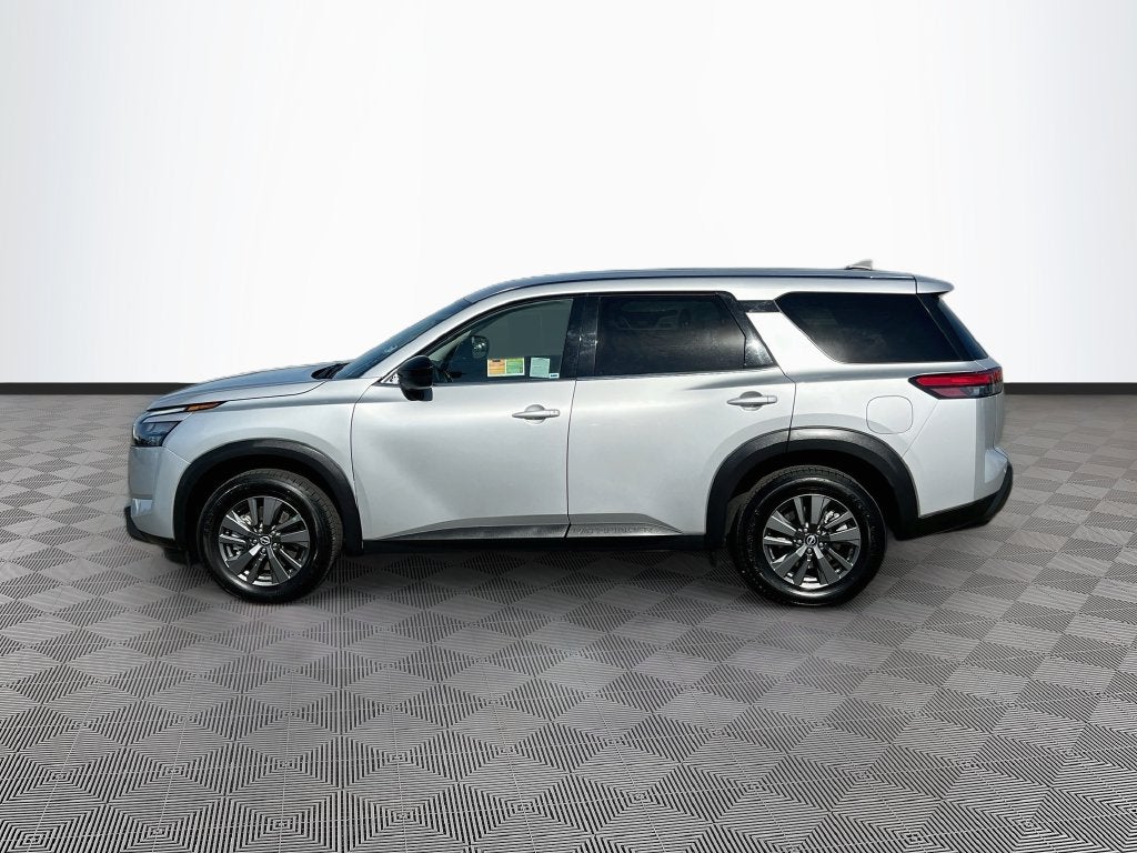 2023 Nissan Pathfinder S