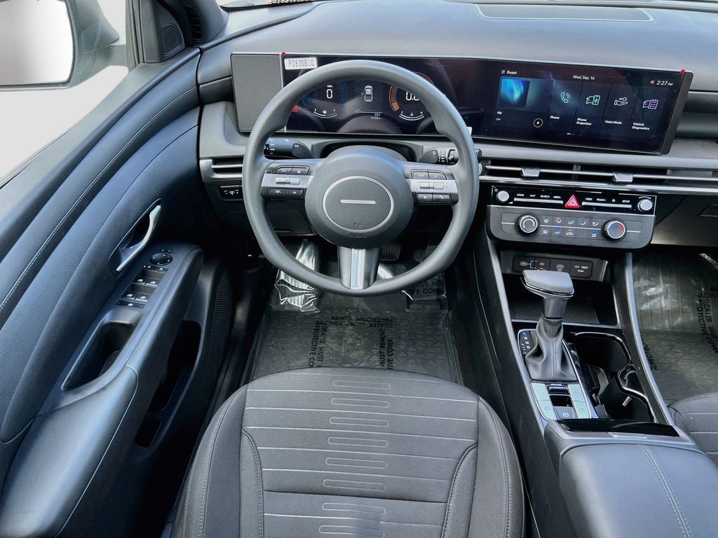 2025 Hyundai Santa Cruz SE
