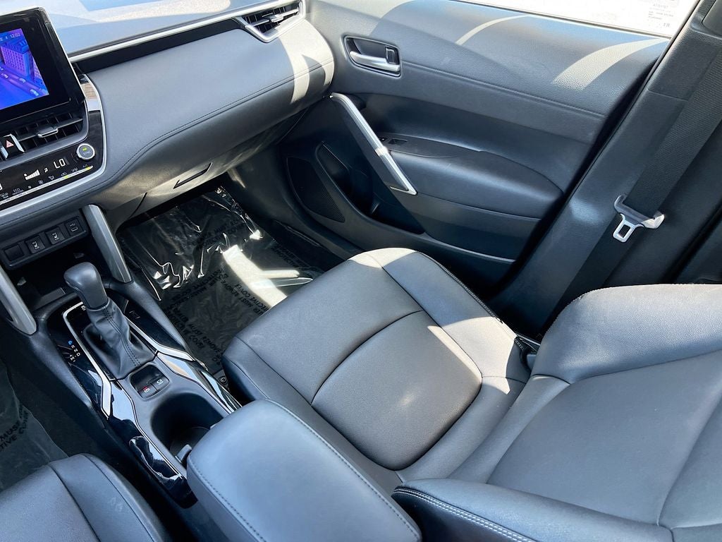2024 Toyota Corolla Cross XLE
