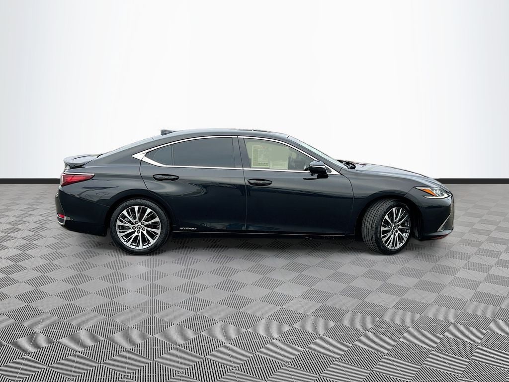 2019 Lexus ES 300h