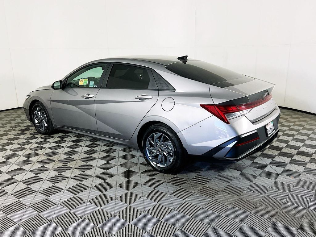 2024 Hyundai Elantra Hybrid Blue
