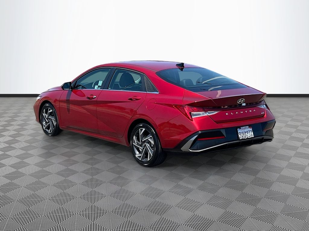 2025 Hyundai Elantra Hybrid Limited