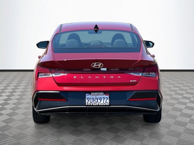 2025 Hyundai Elantra Hybrid Limited