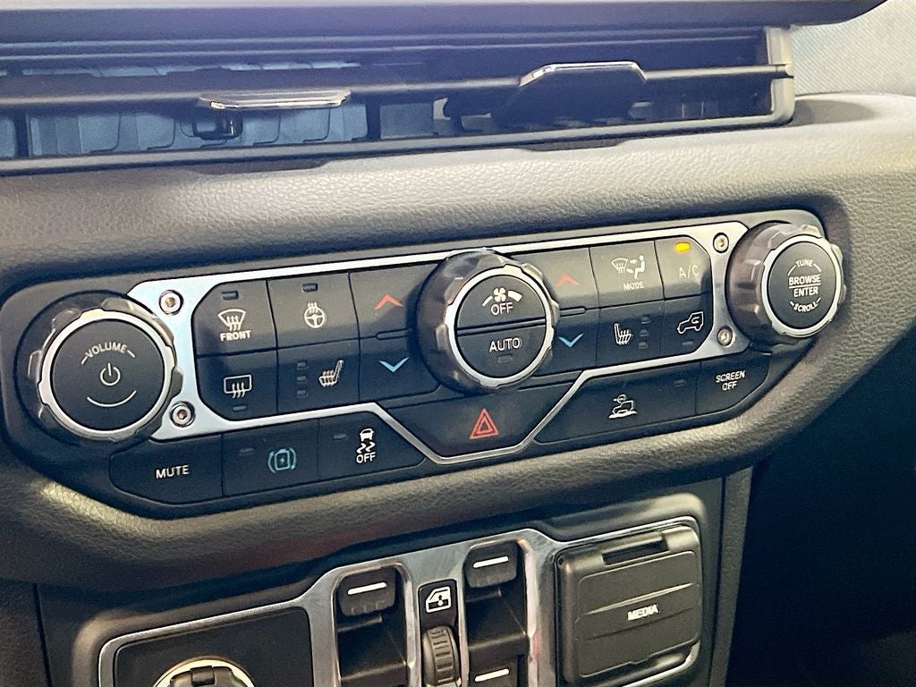 2024 Jeep Wrangler Willys 4xe