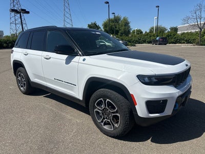 2022 Jeep Grand Cherokee Trailhawk 4xe