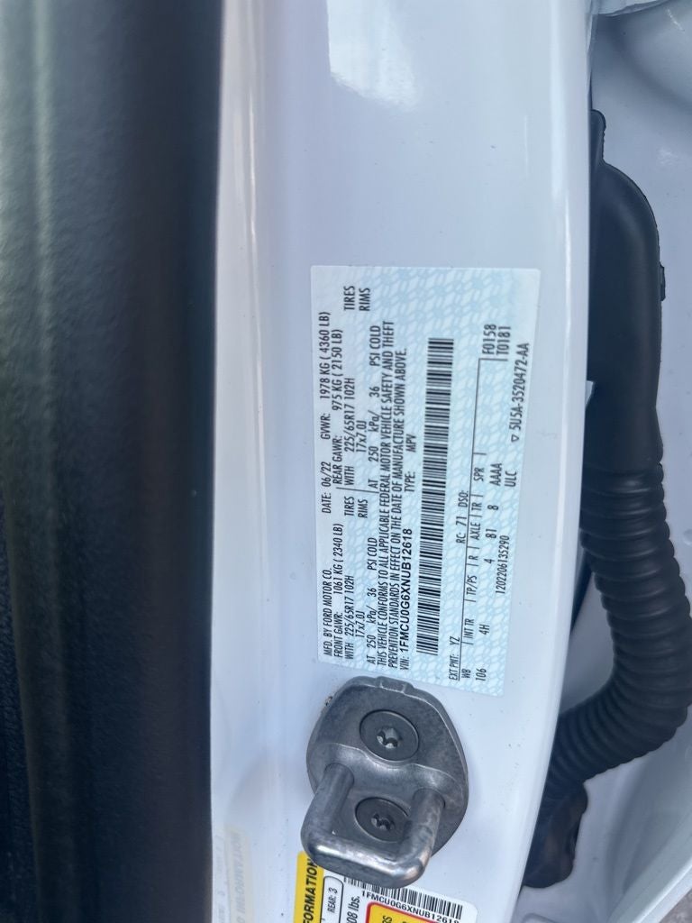 2022 Ford Escape SE