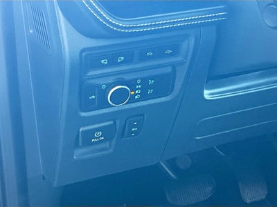 2023 Ford F-150 Lightning Platinum