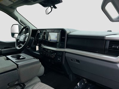 2025 Ford F-350SD XLT DRW