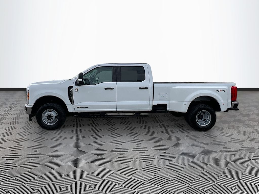 2025 Ford F-350SD XLT DRW