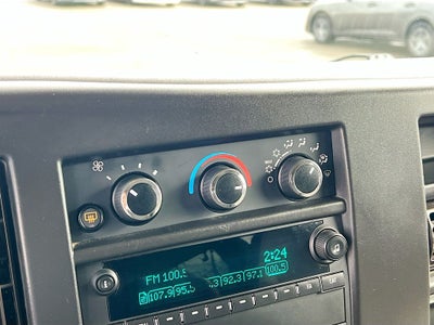 2022 GMC Savana 3500 LT