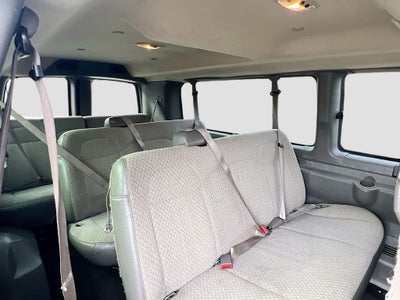 2022 GMC Savana 3500 LT