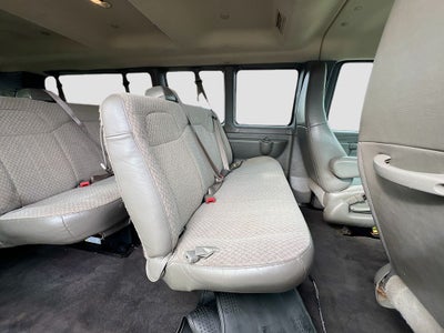 2022 GMC Savana 3500 LT