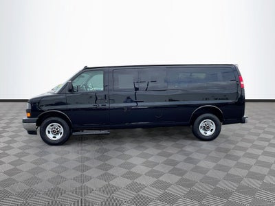 2022 GMC Savana 3500 LT