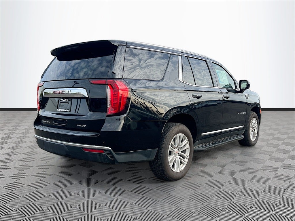 2023 GMC Yukon SLT