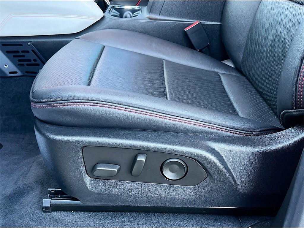 2023 GMC Canyon AT4X