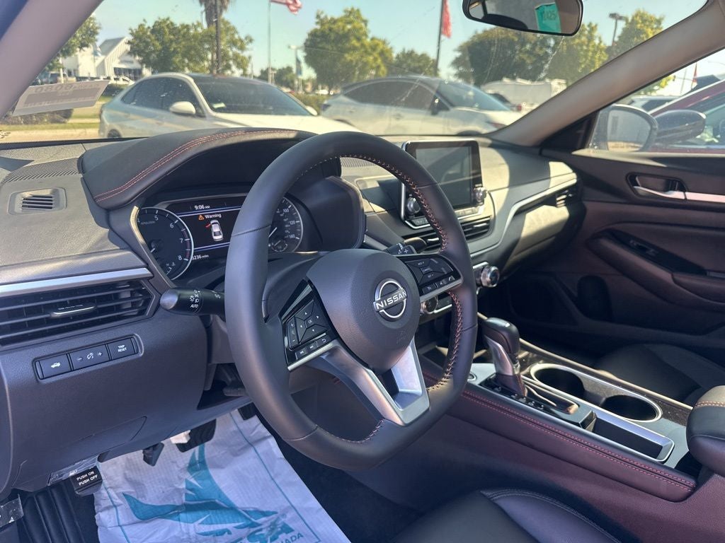 2025 Nissan Altima 2.5 SR